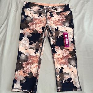 Marika sport athletic capris